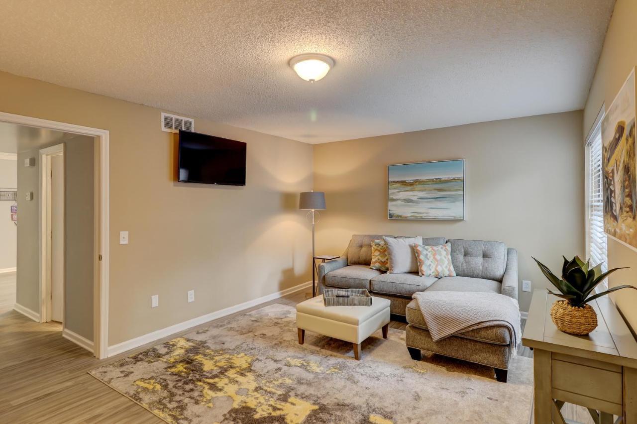 #111 Elaborate Condo Ideal Location 2Brm/2 Parking Хилтон-Хед-Айленд Экстерьер фото